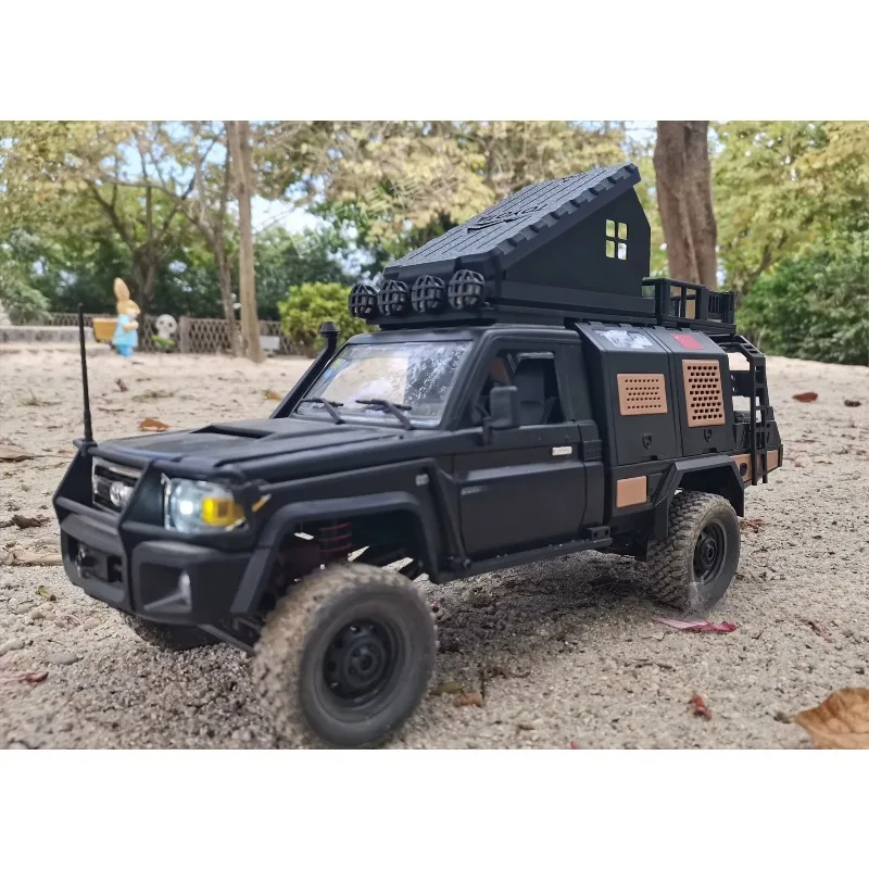 For MN-82S 1/12 Scale RC Crawler Off-Road Truck, Foldable Roof Top Tent  Scale Model Upgrade Accessory, Bolt-On Installation