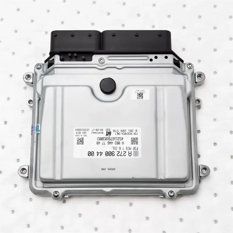 i A2729004400 0261209573 ECU ECM ME9.7 Engine Control Unit 2729004400 for 2011 C300 W204