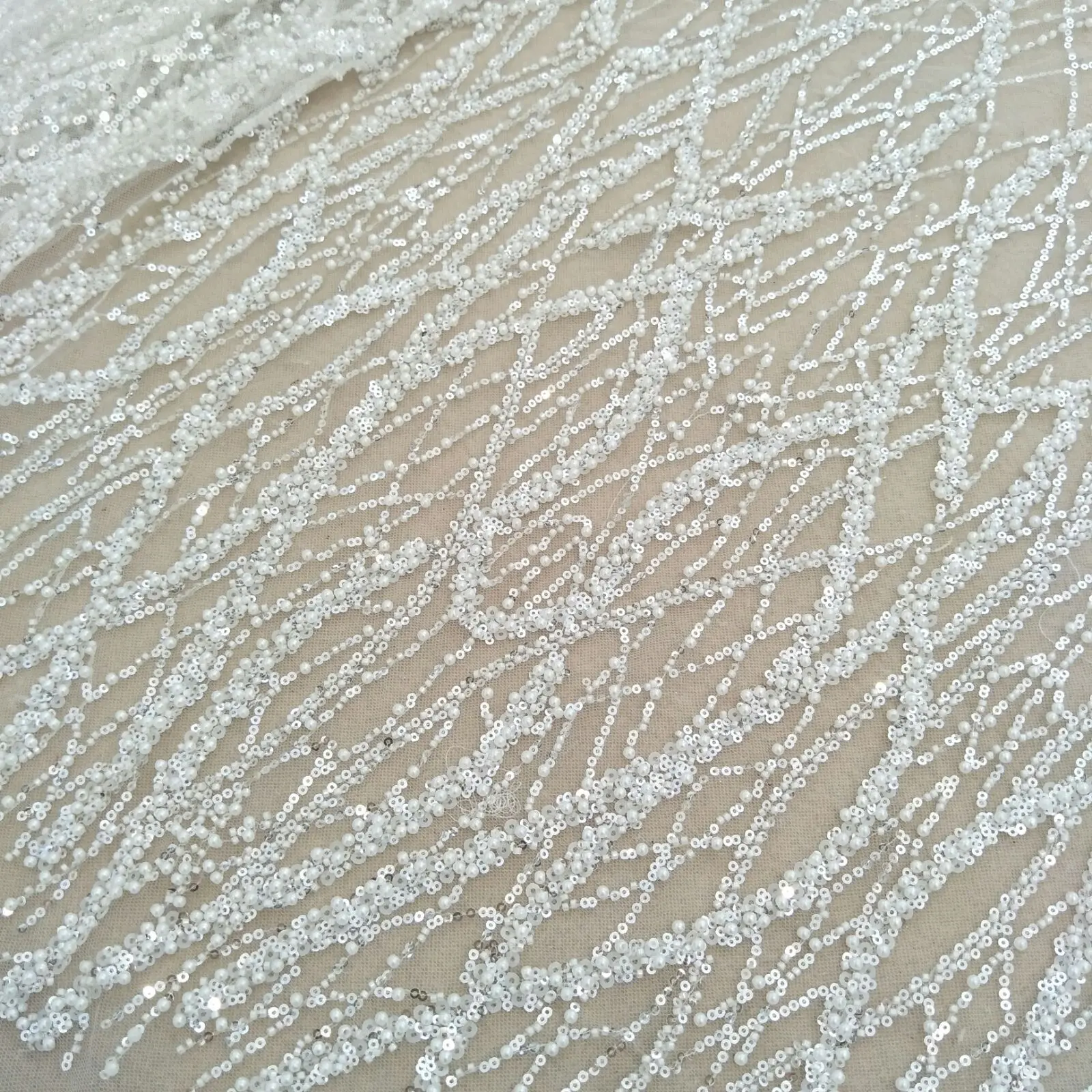 2024  ivory newest design wedding gown dress lace fabric bridal with beads 130cm width wedding dress lace sell by yard