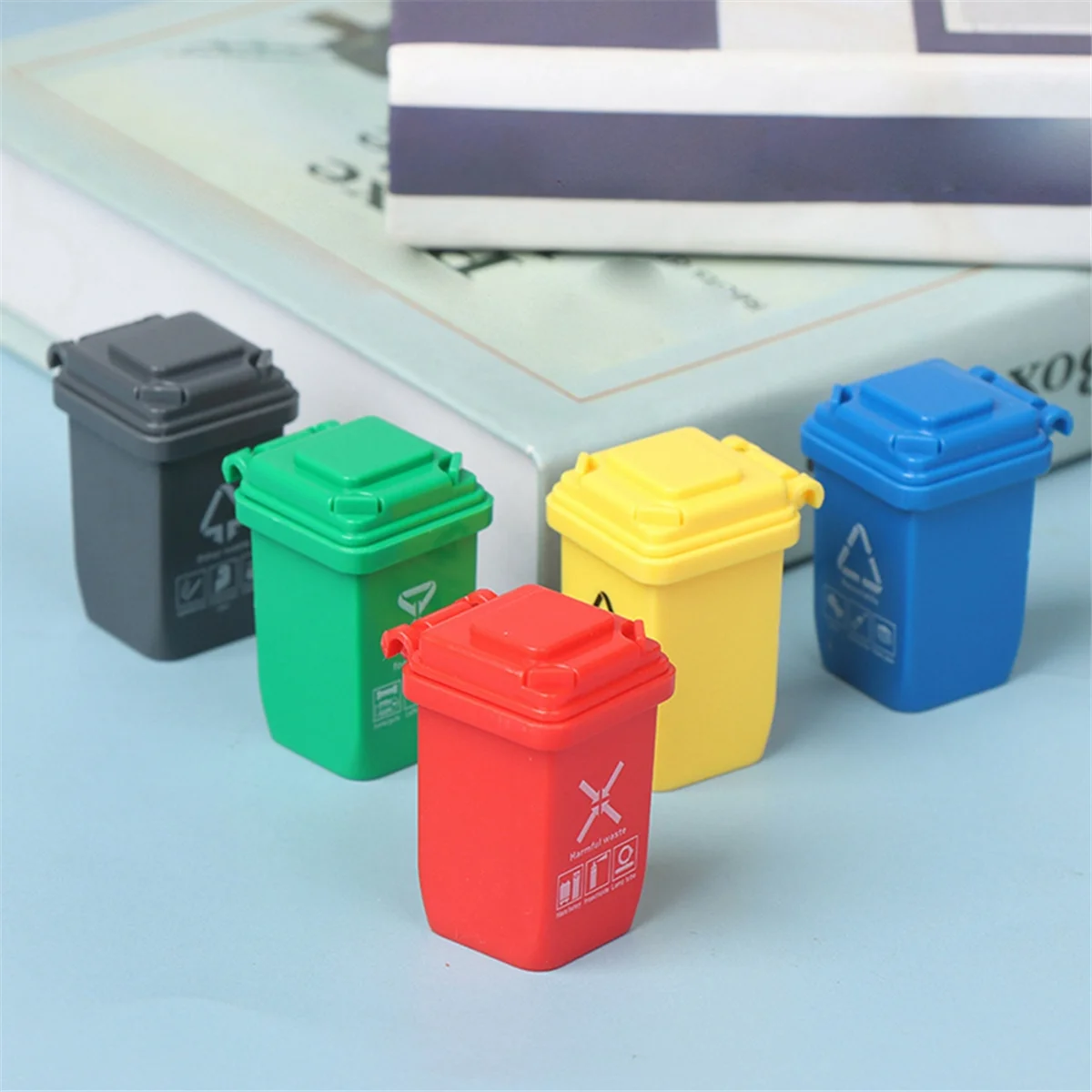 5Pcs Doll House Miniature Trash Can Model Accessories Furniture Toys Garbage Truck Cans Curbside Vehicle Bin Toy Gifts