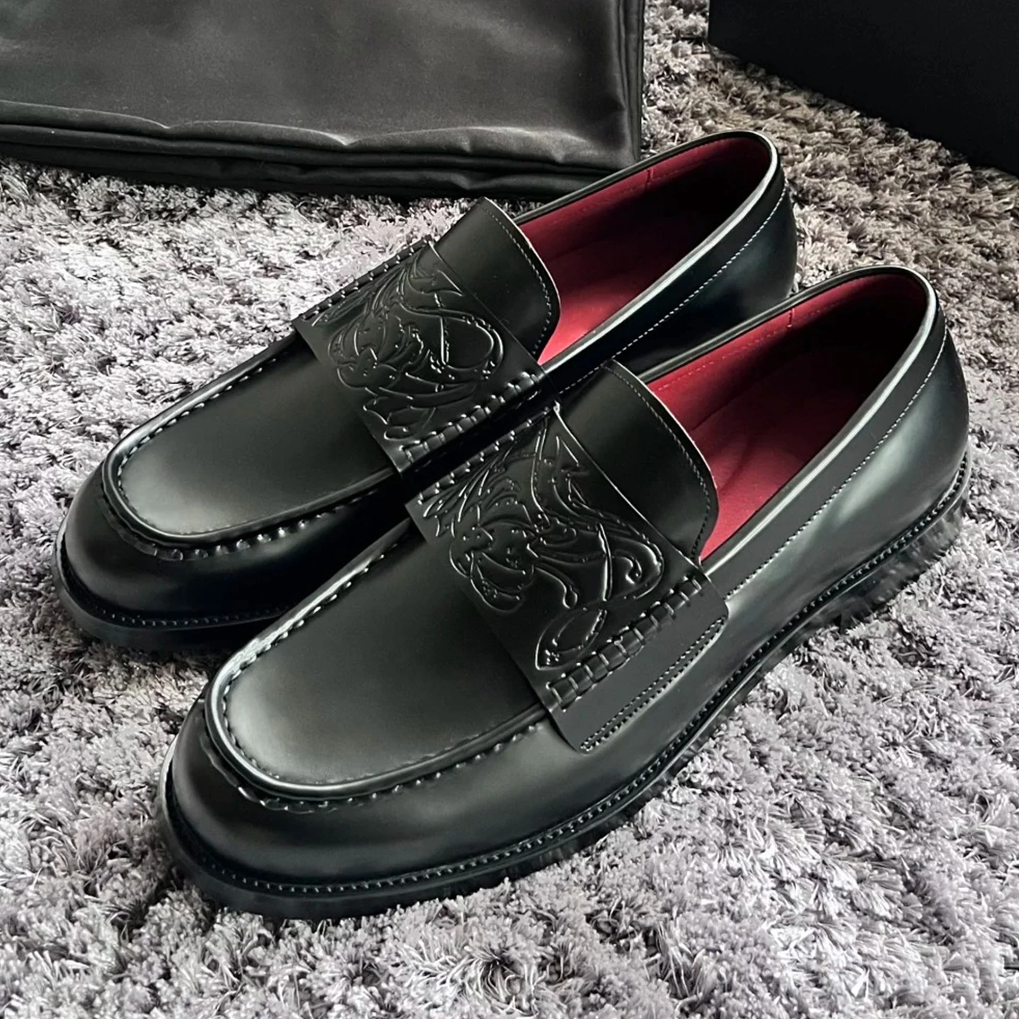 

Carved Loers Men's Soft Bot Comfortable Commuter Slip-On Thi Bot All-Match Small Leather oes ex