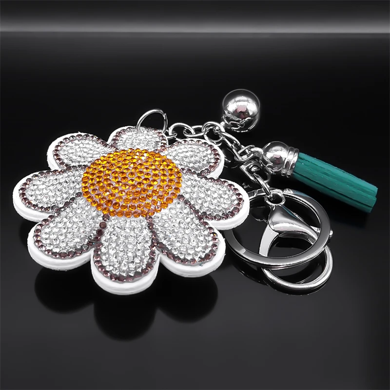 Cute White Flower Keychain for Women Girl Silver Color Alloy Rhinestone Bag Charm Keyring Holder Jewelry llaveros KZZZ184S01
