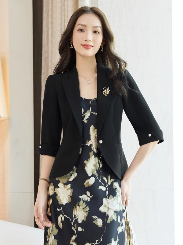 

Fashionable Short Seven-Sleeve Suit Jacket Women's Stylish Commuter Style Polyester Fiber Breathable Straight Hem Design