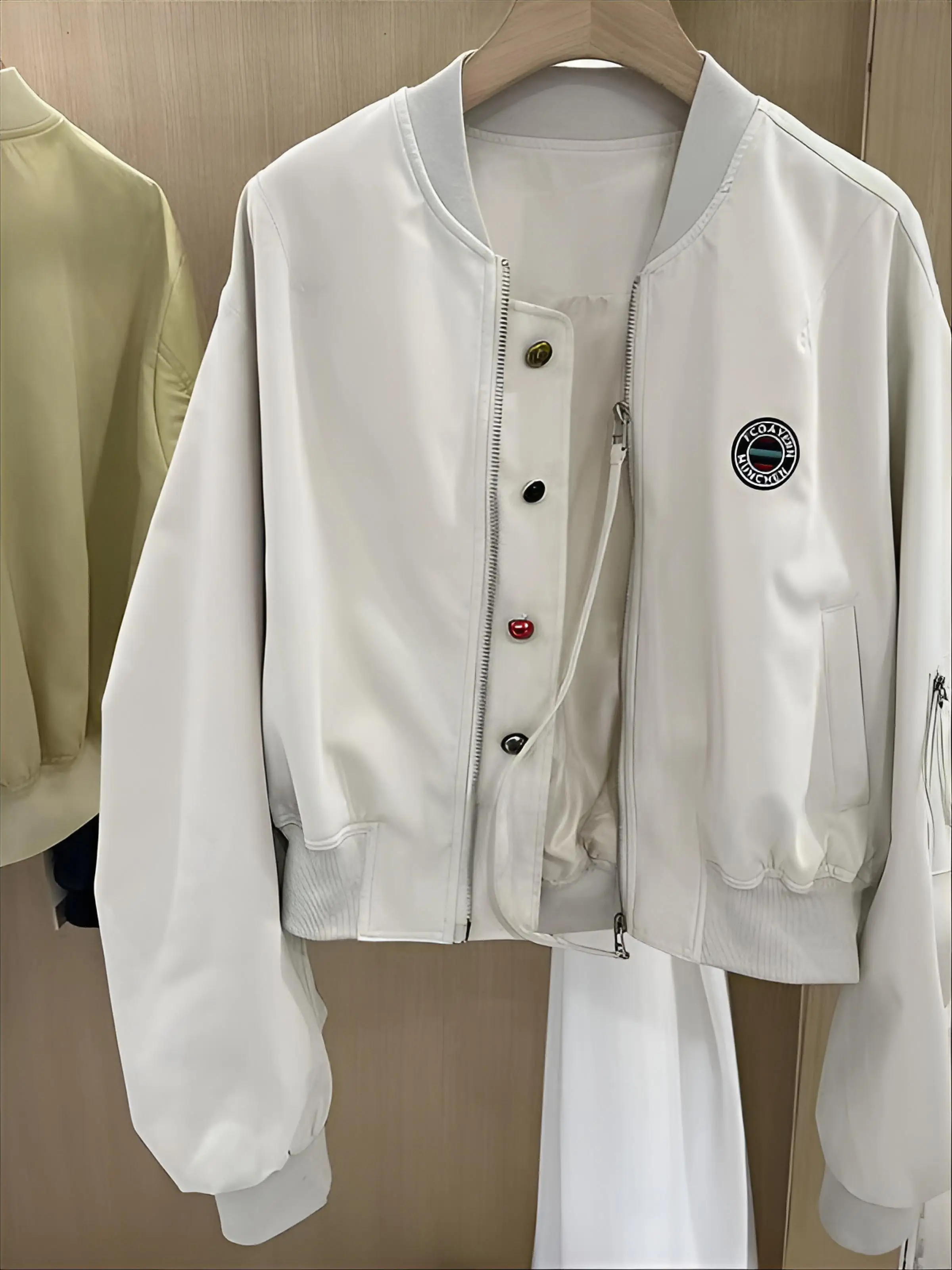 

Baseball Jackets Hip Hop Womens Fall Soft-Shell Knitwear Short-Sleeved Irregular Embroidered Climbing Elegant Lace-Up Athleisure