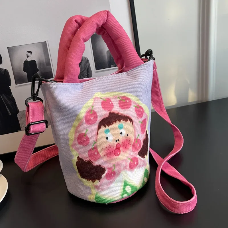 Women Hand Bags Cartoon Graffiti Bucket Bag 2023 New Fashionable Niche Design Sense Women Casual Sweet Cute Crossbody Bag