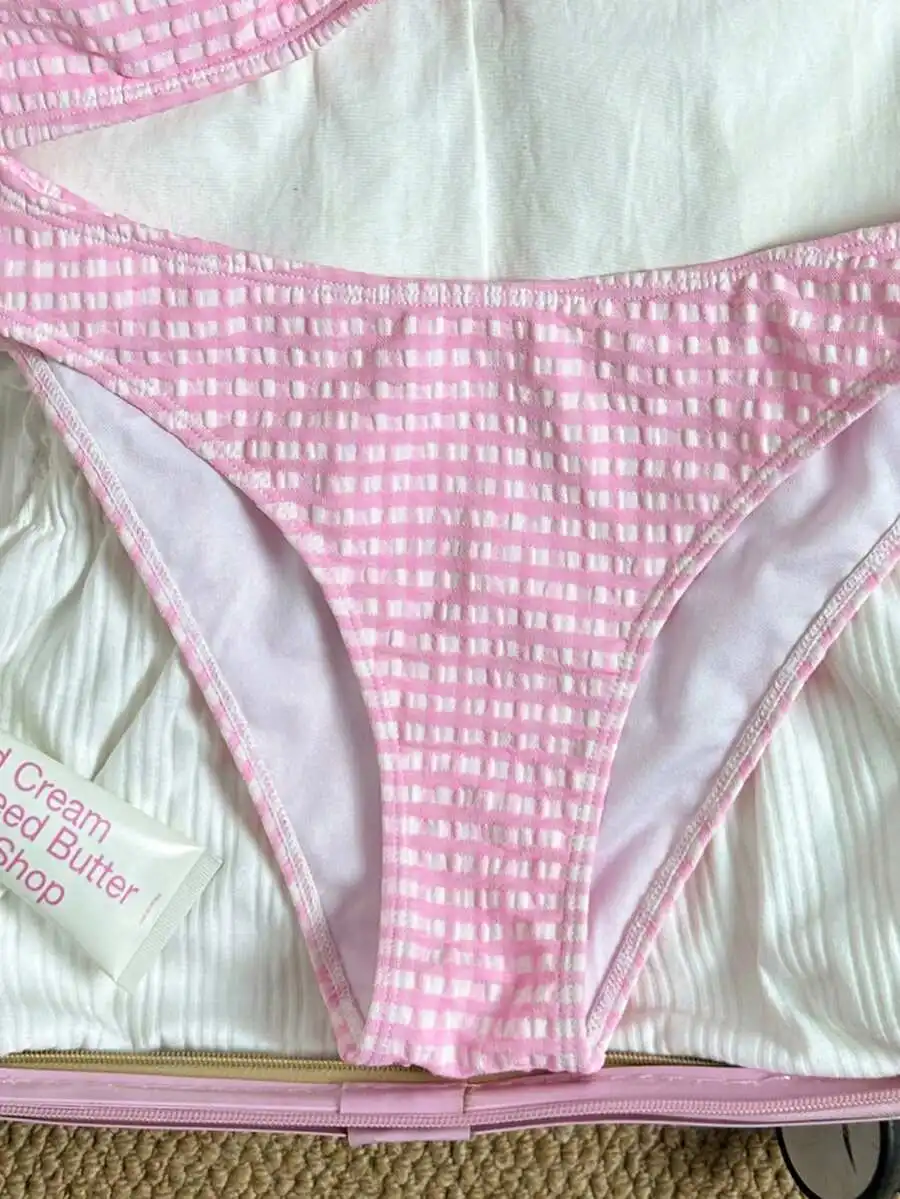 

Pink Plaid Minimalist Bikini Set For Women Summer Beach Swimwear