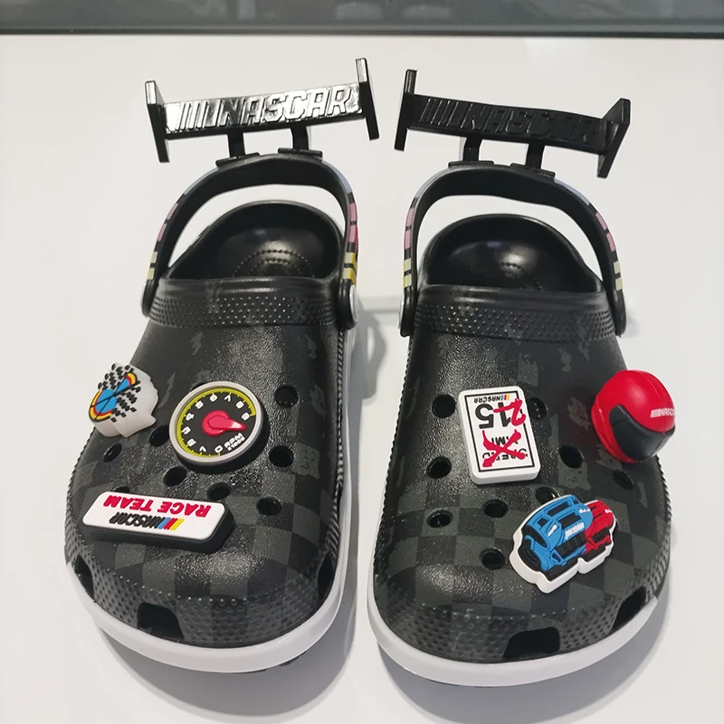 

Children Cool Hole Sandals Black Race Car Slippers Casual Shoes Breathable Garden Hollow-Out Eva Boys Beach Parent-Child Shoes