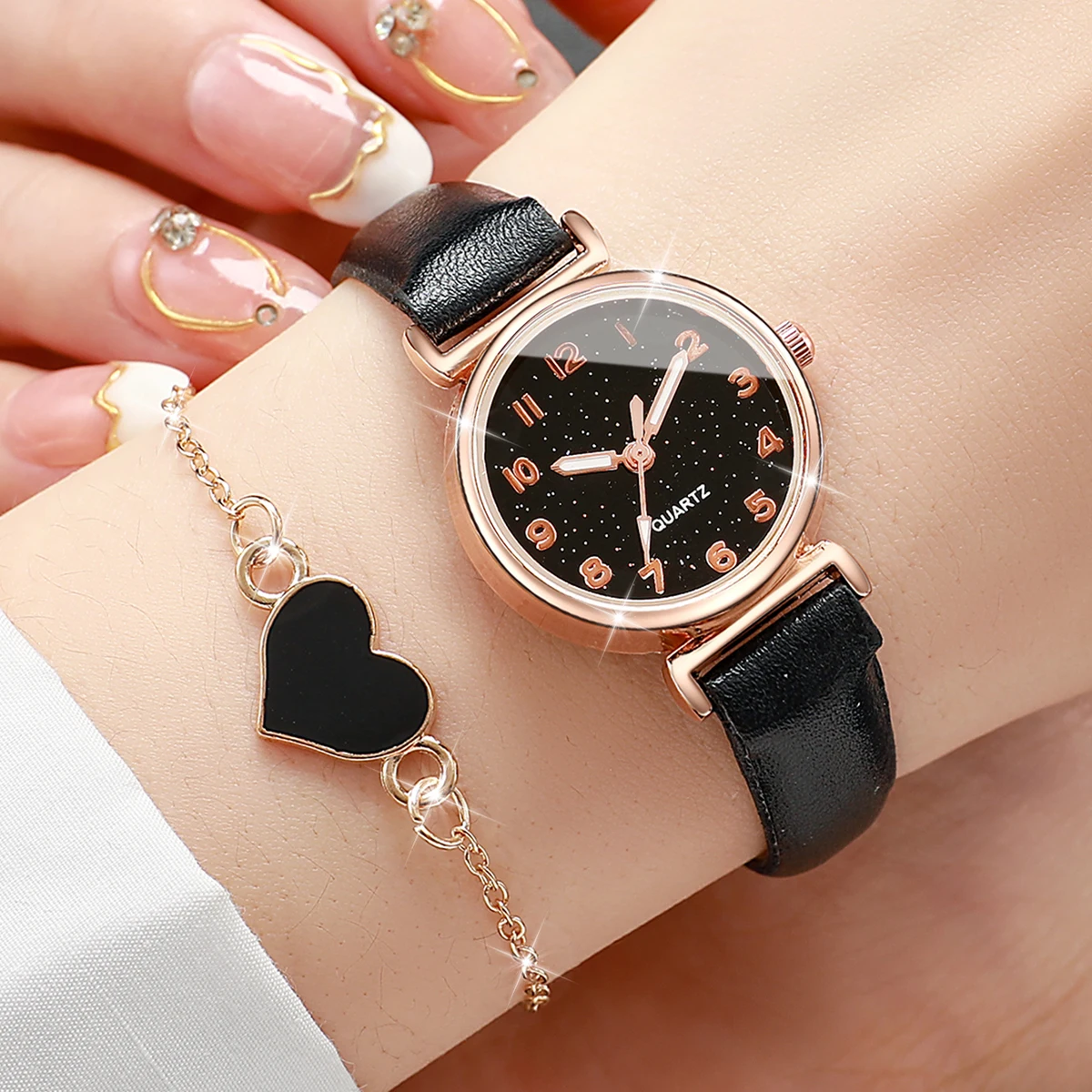 5PCS/Set Women\'s Watch Fashion Starry Sky Small Dial Leather Band Analog Quartz Watch Heart Jewelry Set（Without Box）