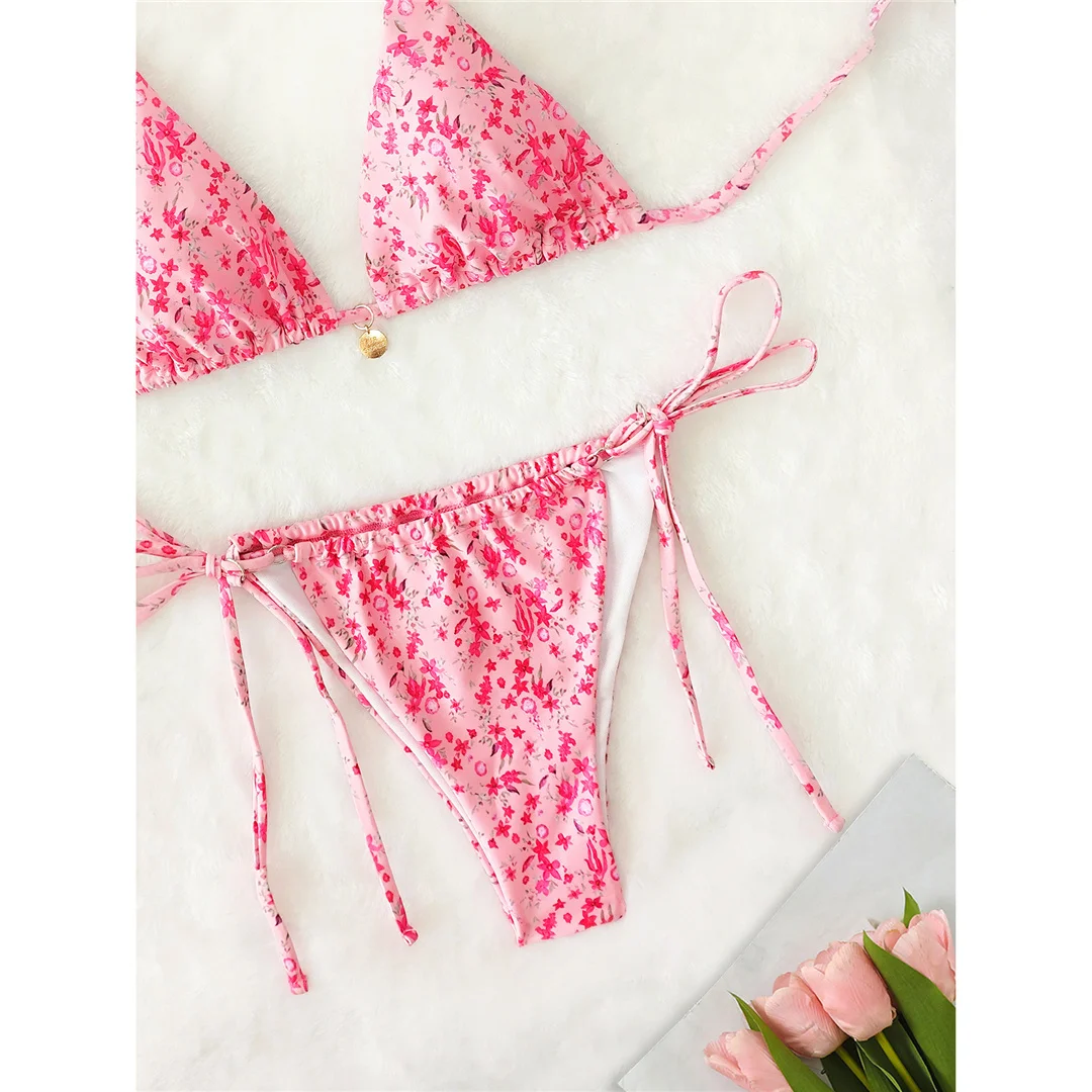 Blumenmuster-Bikini mit seitlichem Schnürband, Damen-Badeanzug, zweiteiliges Bikini-Set, Badebekleidung, Badeanzug, Modell V6437. – Detail 4