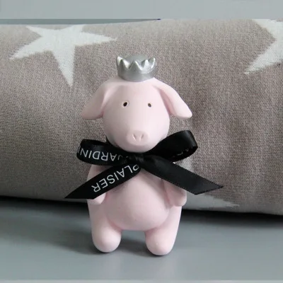 

Cute Pig Ornaments Car Vents Perfume Clip Air Freshener Automobile Interior Fragrance Decoration car accessories