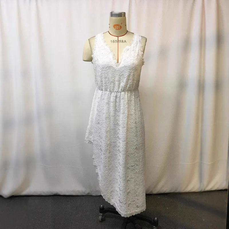 2025 Amazon Sexy dentelle découpe profonde V dos nu robe licou minceur robe transparente vêtements pour femmes Style européen américain