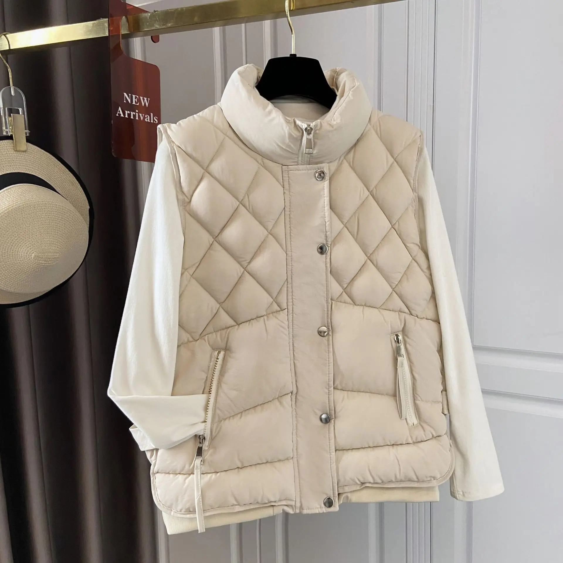 Quilted Padded Vest Womens Sleeveless Jacket Winter Warm Thick Diamond Pattern Pocket Outerwear Casual Loose Fit Cozy Soft Vests