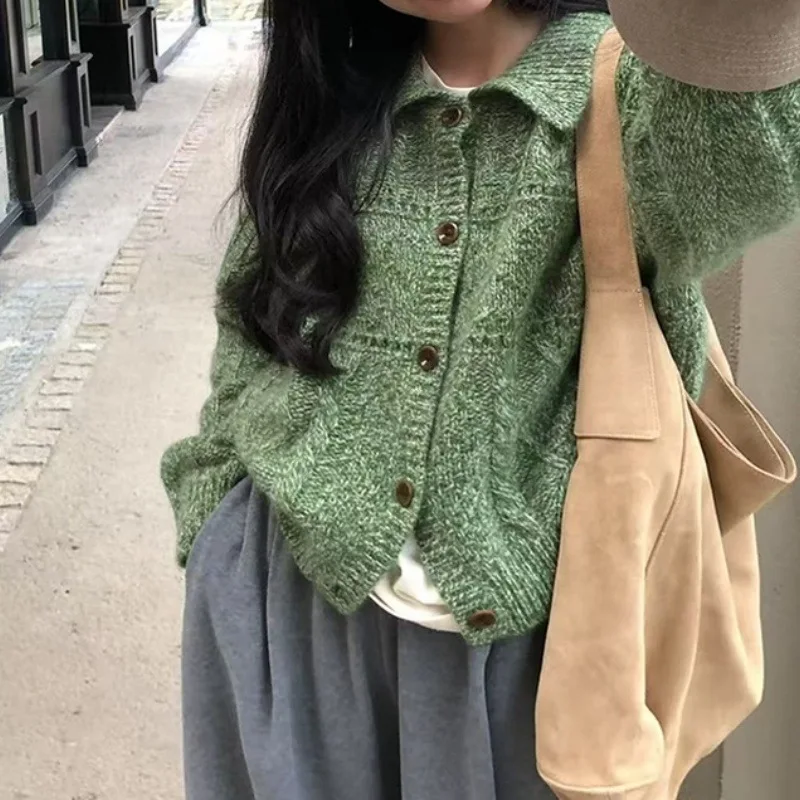 

Vintage Green Lapel Soft Waxy Sweater Jacket Women's Autumn Lazy High-end Loose Knitted Cardigan Top