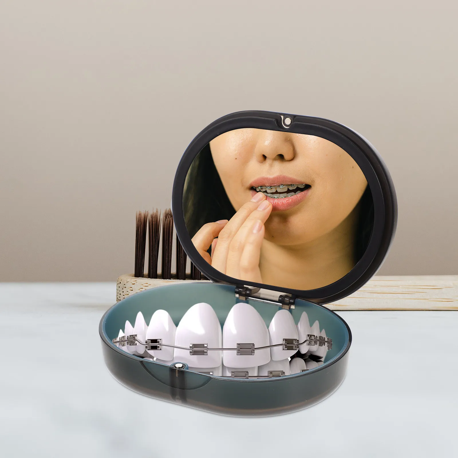 

Набор из 1 футляра для фиксатора: гладкий, износостойкий держатель для зубных протезов, компактный дизайн, легко чистится, коробка для хранения ортодонтических аксессуаров