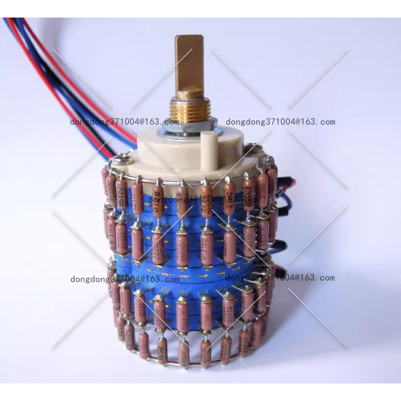 

Медный вал 24-скоростной двухканальный потенциометр громкости DALE полностью коричневого цвета L-типа