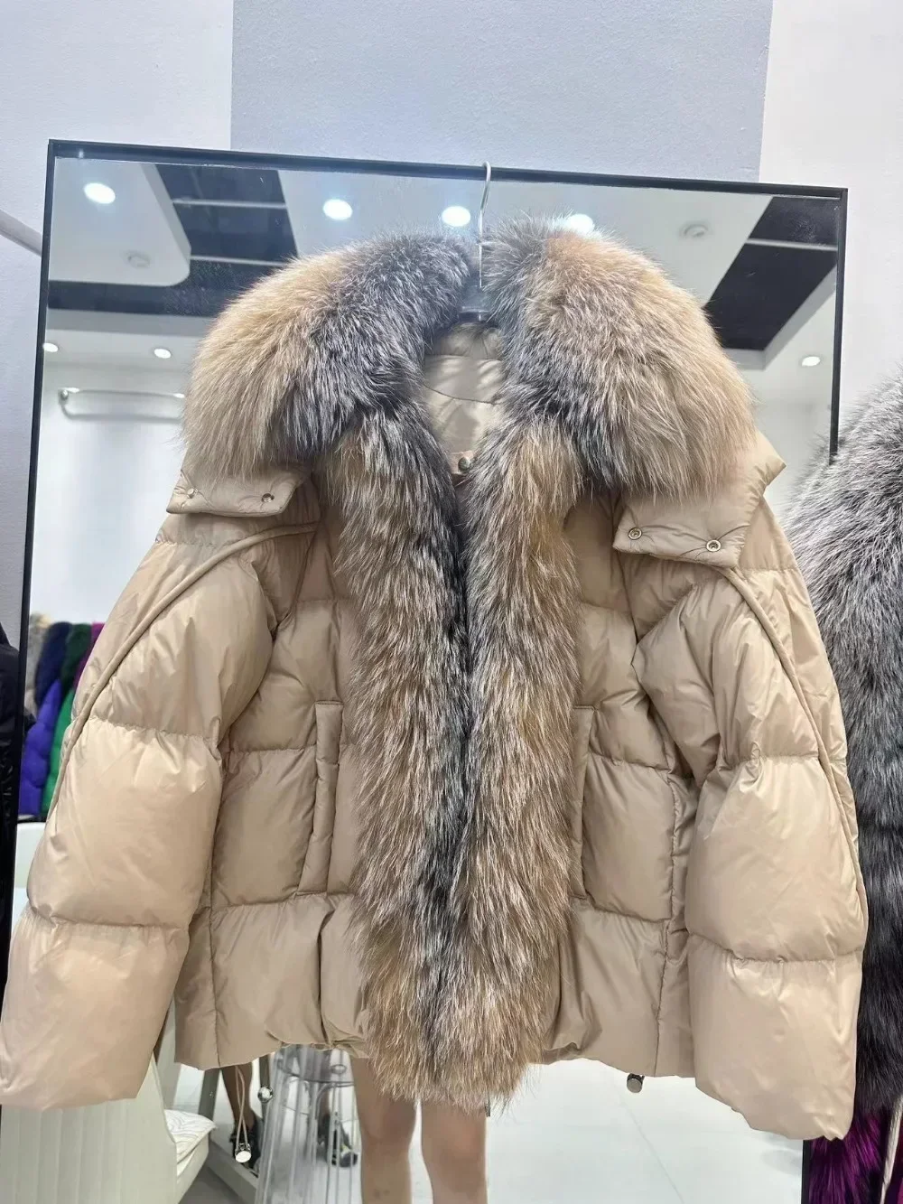 2025 Winter Fashion Casual Real Fox Fur Coat White Duck Down Jacket Women Warm Hooded Real Fox Fur Front Flap Down Coat Female