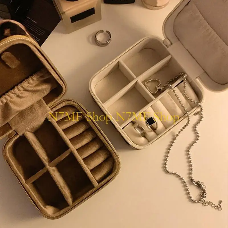 

N7MF Elegant Portable Jewelry Compact Leopard Jewelry Travel Case Easy Carry and Soft Jewelry Storage Holder