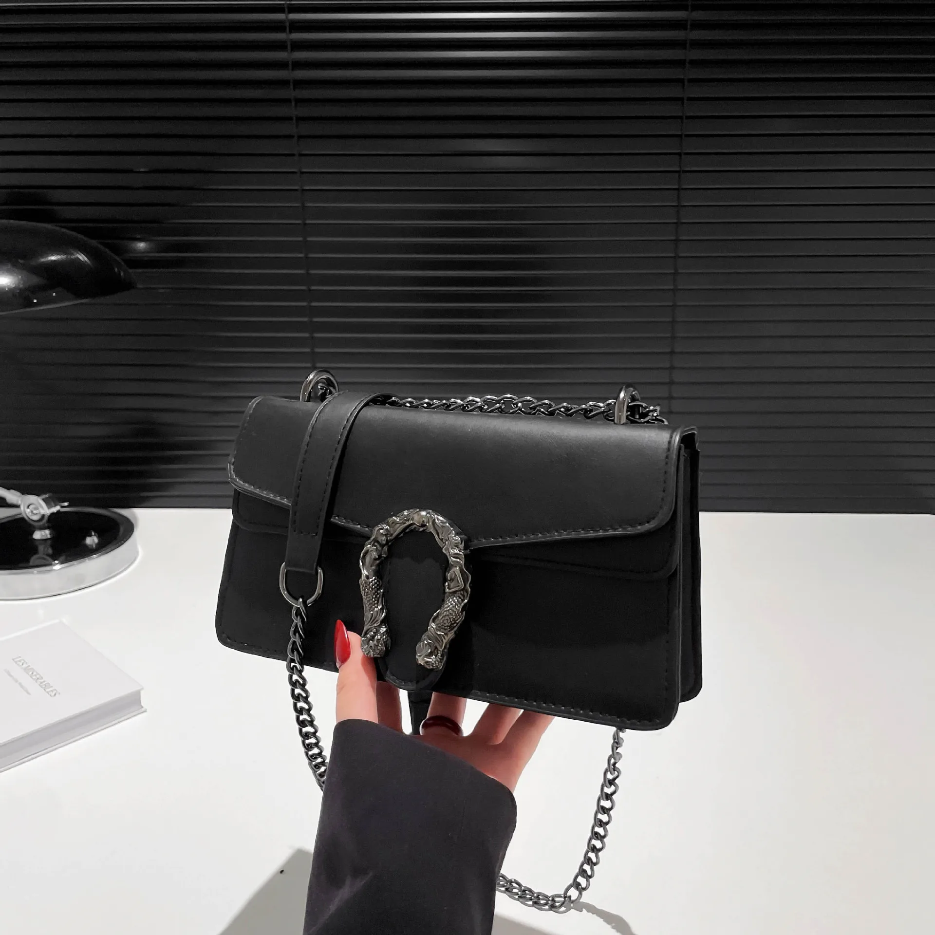 

​Designer Inspired 2025 Square Bag, Women's Trendy Chain Crossbody, Aesthetic Shoulder Sling, Unique & Stylish​