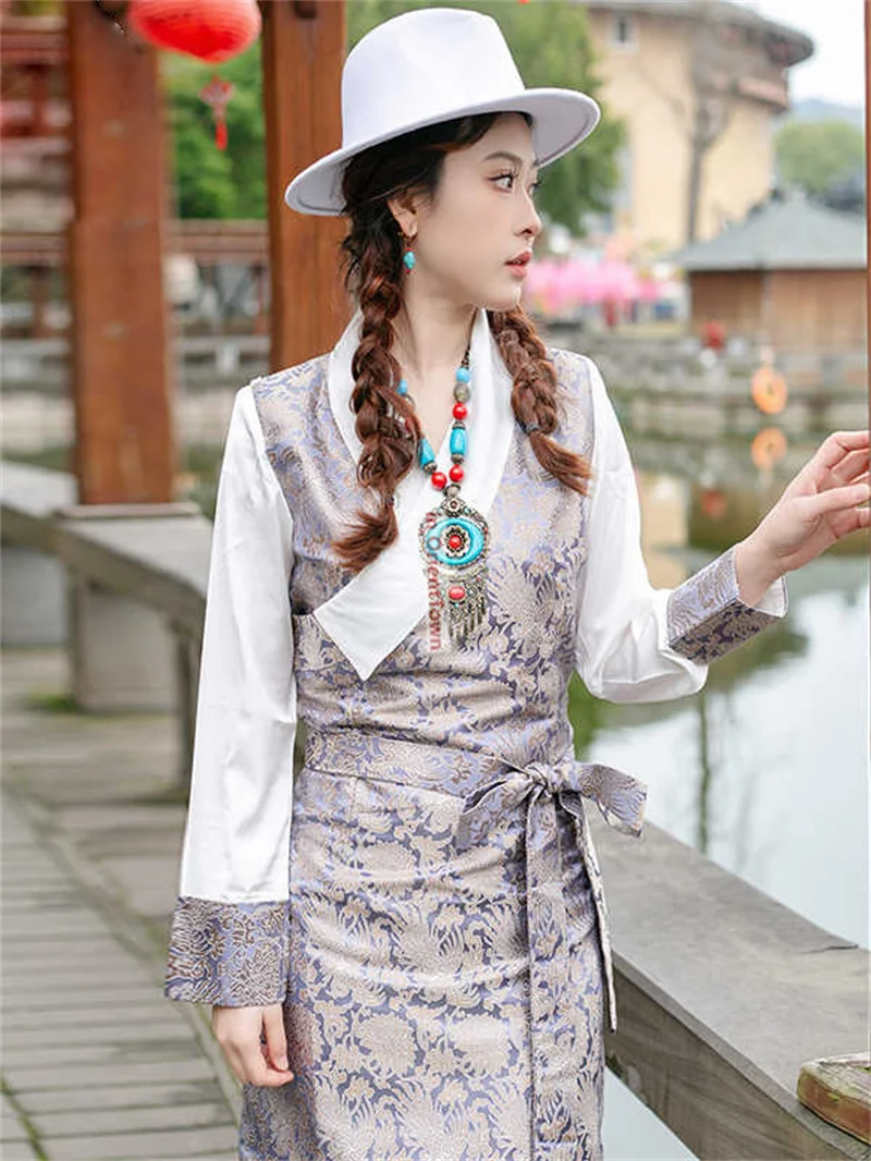نيبال التبتية العرقية زي المرأة لاسا الاتجاه فستان الرجعية التقليدية شيزانغ رداء الربيع الصيف بولا Guozhuang ثوب TP070