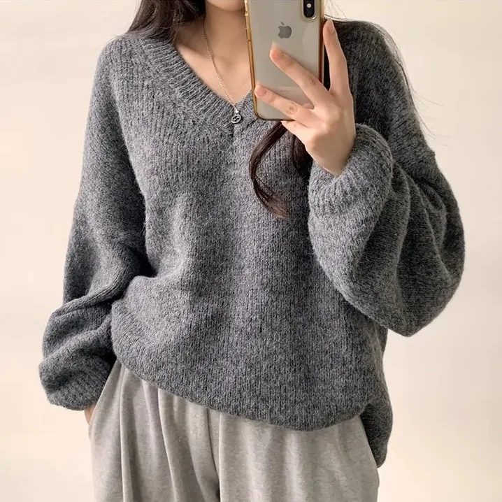 

Chic Mid-Length Oversized V-Ne Sweater Women's Faionable Loose Knitted Top for Autumn Season Polyester Material