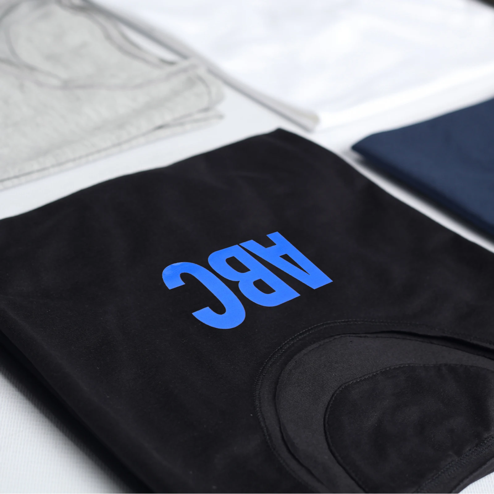 

4Pcs Blue Iron on Letter Patches Heat Transfer Vinyl Alphabet Stickers for Shirts Jackets Caps Suitcases Custom Fabric