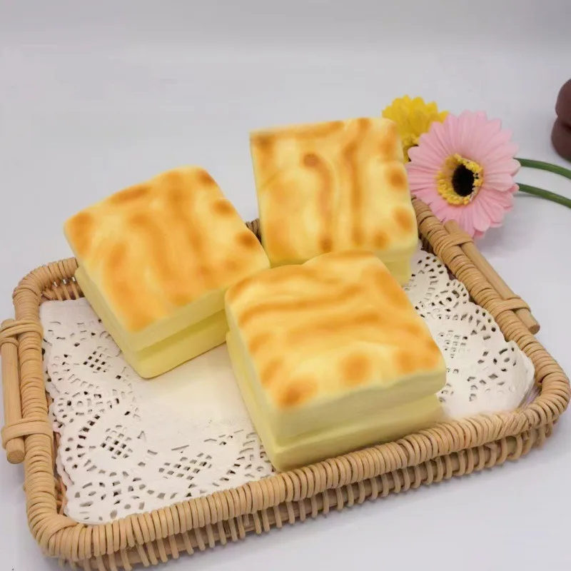 스퀴시 이중층 치즈케이크 슬로우 라이징 장난감 - 스트레스 및 불안 완화를 위한 매우 부드러운 감각 장난감 |   어린이 및 성인을 위한 선물