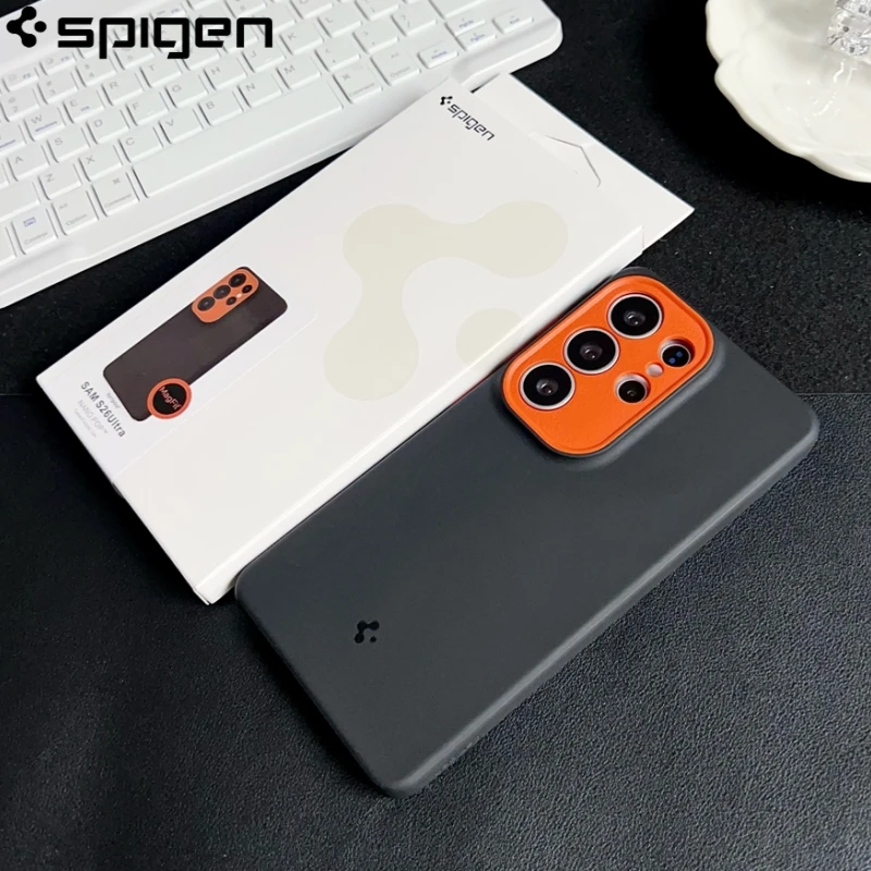 Custodia magnetica MagFit in silicone liquido Spigen per Samsung Galaxy S26 Ultra S25 Ultra per copertura opaca di ricarica wireless Magsafe