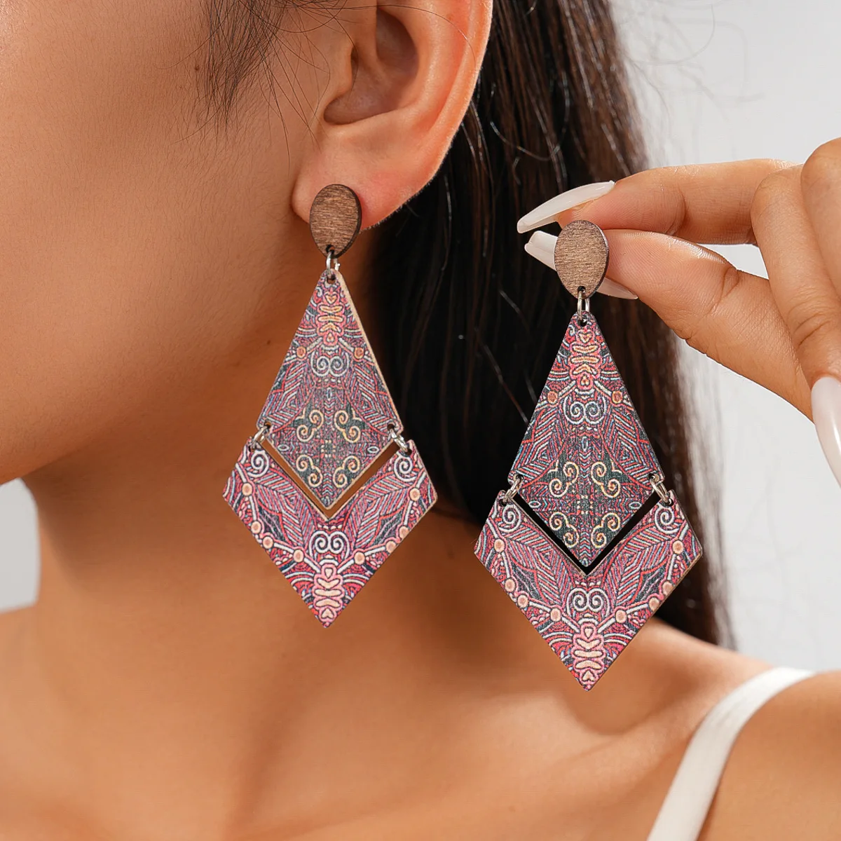 Bohemian Purple Pink Print Wooden Dangle Earrings Ethnic Style Striped Leaf Splicing Pendant Earrings Retro Jewelry Gifts K