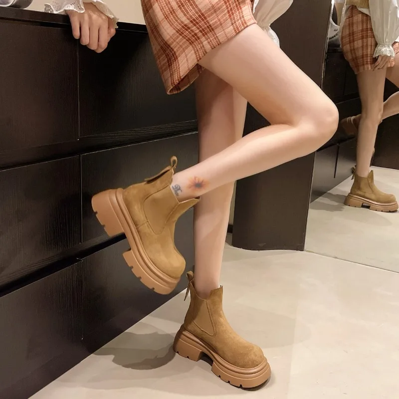 عالية الجودة حذاء من الجلد للنساء الشقق منصة الجلد المدبوغ مصمم موضة الرياضة النساء الشتاء أحذية بوت قصيرة 2025 مريح جديد التمهيد #6