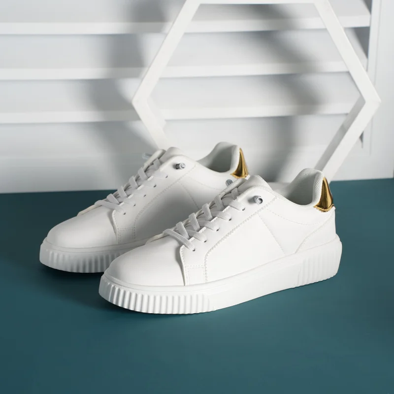 

2025Summer Breathable Comfortable Lightweight High-Quality New Youth Casual White Sneakers Fashion Couple Shoes36-43