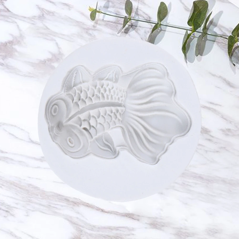 

Goldfish Shape Silicone Baking Molds Chocolate Fondant Mold Carp Cake Tool Fish Dessert Craft Bakeware White