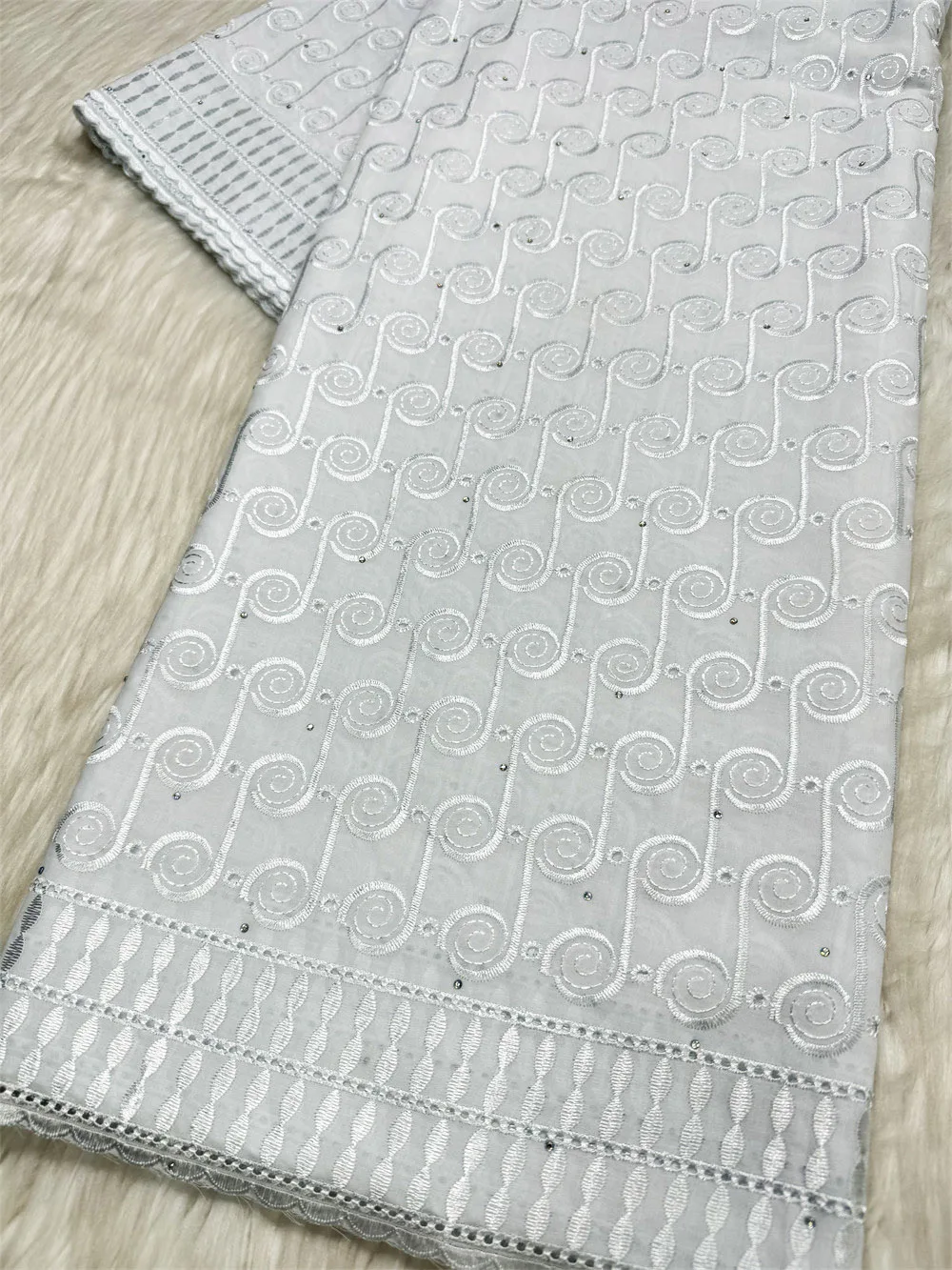 

White Cotton Lace Austria Eyelet Cotton African Polish Dry Fabric Embroidery Swiss Voile High Quality Clothing 2025 CT1574