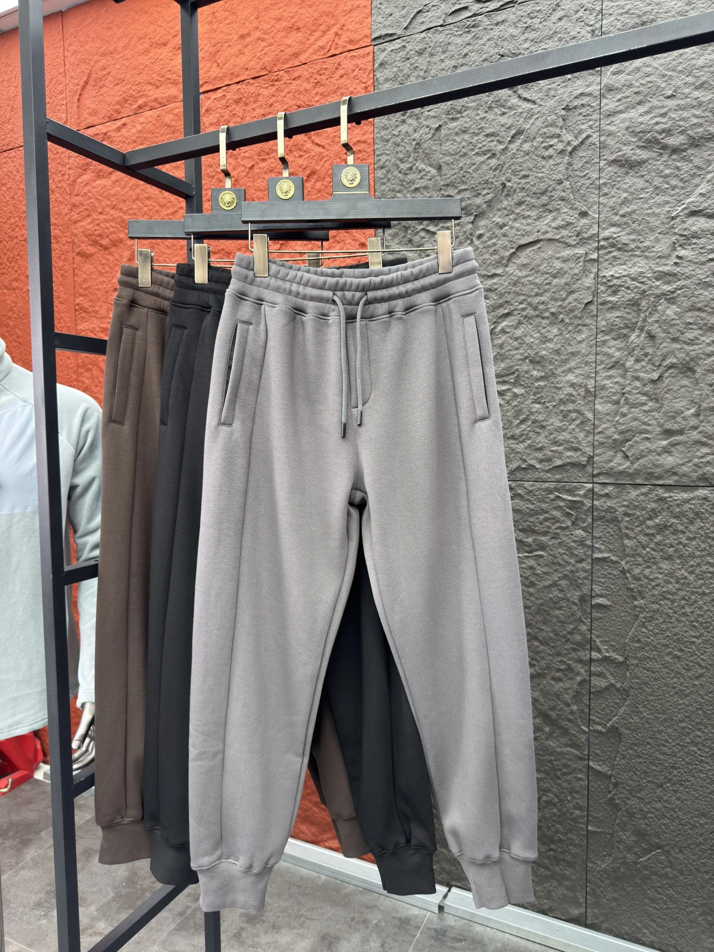 

Svip Dngji, теплые мужские повседневные брюки с конической подкладкой и манжетами, удобные облегающие зимние цветные брюки для отдыха