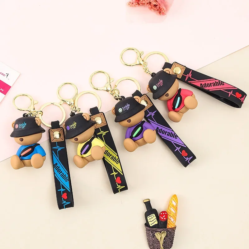 

Miniso Small gifts: high-end and exquisite keychains, car pendants, cute and beautiful schoolbag chain,claw machines and present
