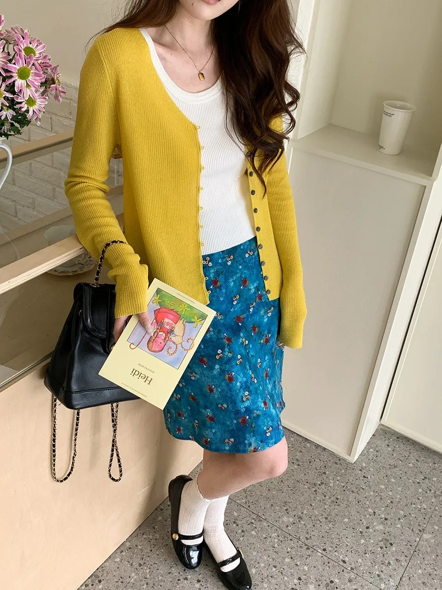 

Spring Women's Clothing Breathable V Neck Knit Cardigan For Woman Casual Long Sleeve Regular Fit Acrylic Open Front Sweater