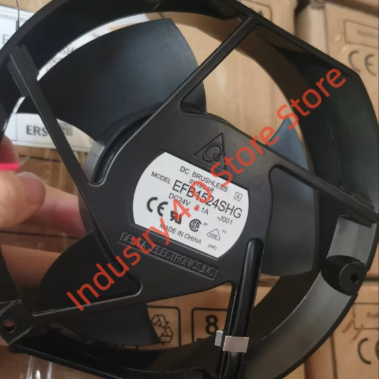 

Вентилятор охлаждения EFB1524SHG EFB1524VHG, новый