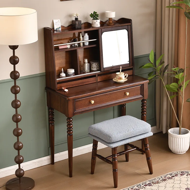 Comò in legno massello