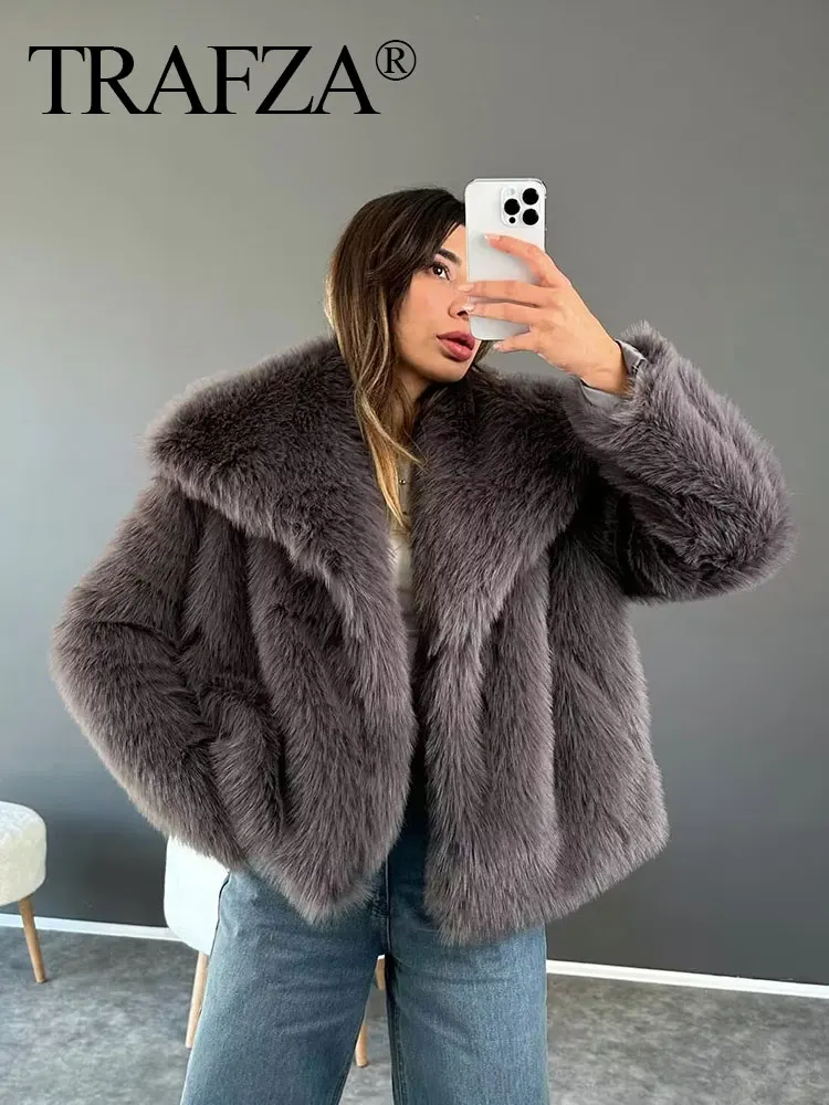 TRAFZA 2024 Female Vintage Coat Artificial Fur Effect Short Jacket Woman Warm Plush Elegant Casual Lapel Collar Thick Outerwear