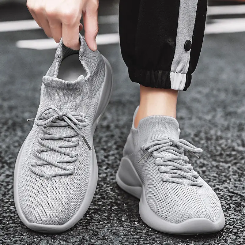

Мужская спортивная обувь для бега с сетчатым верхом, серая обувь унисекс в акции, уличные дешевые жидкостные широкие мужские повседневные кроссовки