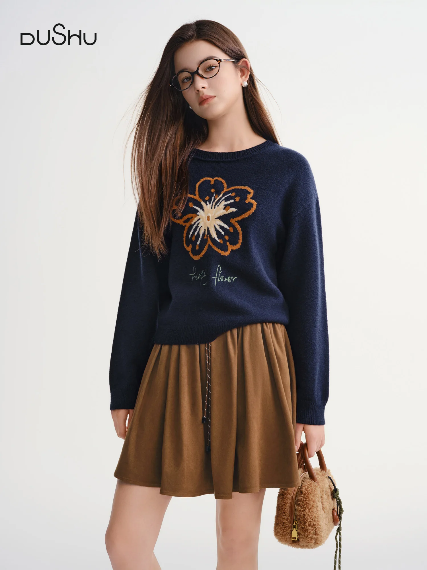 

DUSHU женский винтажный вязаный свитер больших размеров с цветочным узором, зима 2025, новый цветной блок, повседневный пуловер с цветочной вышивкой, топ