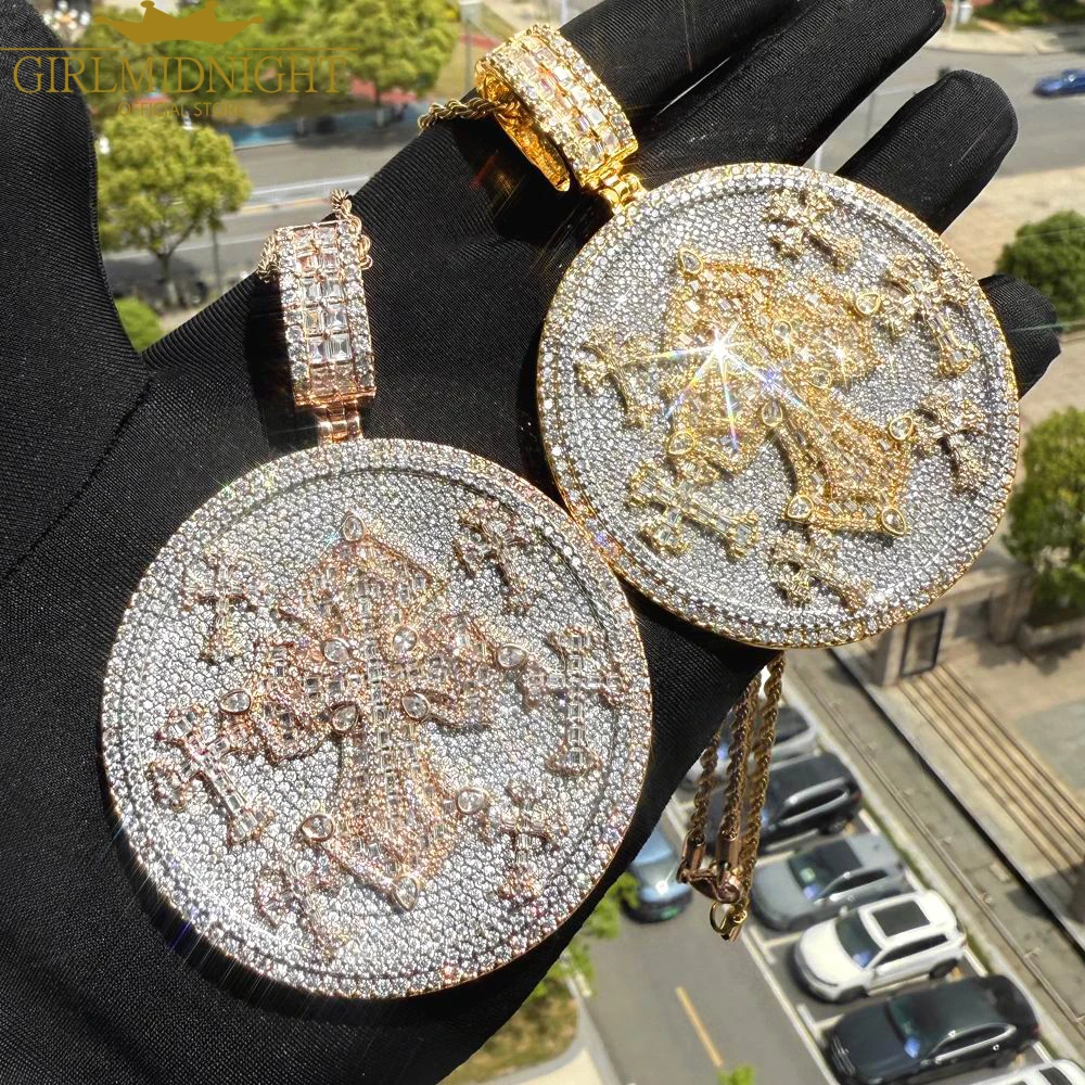 2026 New Big Heavy Iced Out Rattan Cross Pendant Necklace for Men Prong Setting Two Tone Color Round Badge Charm Hip Hop Jewelry