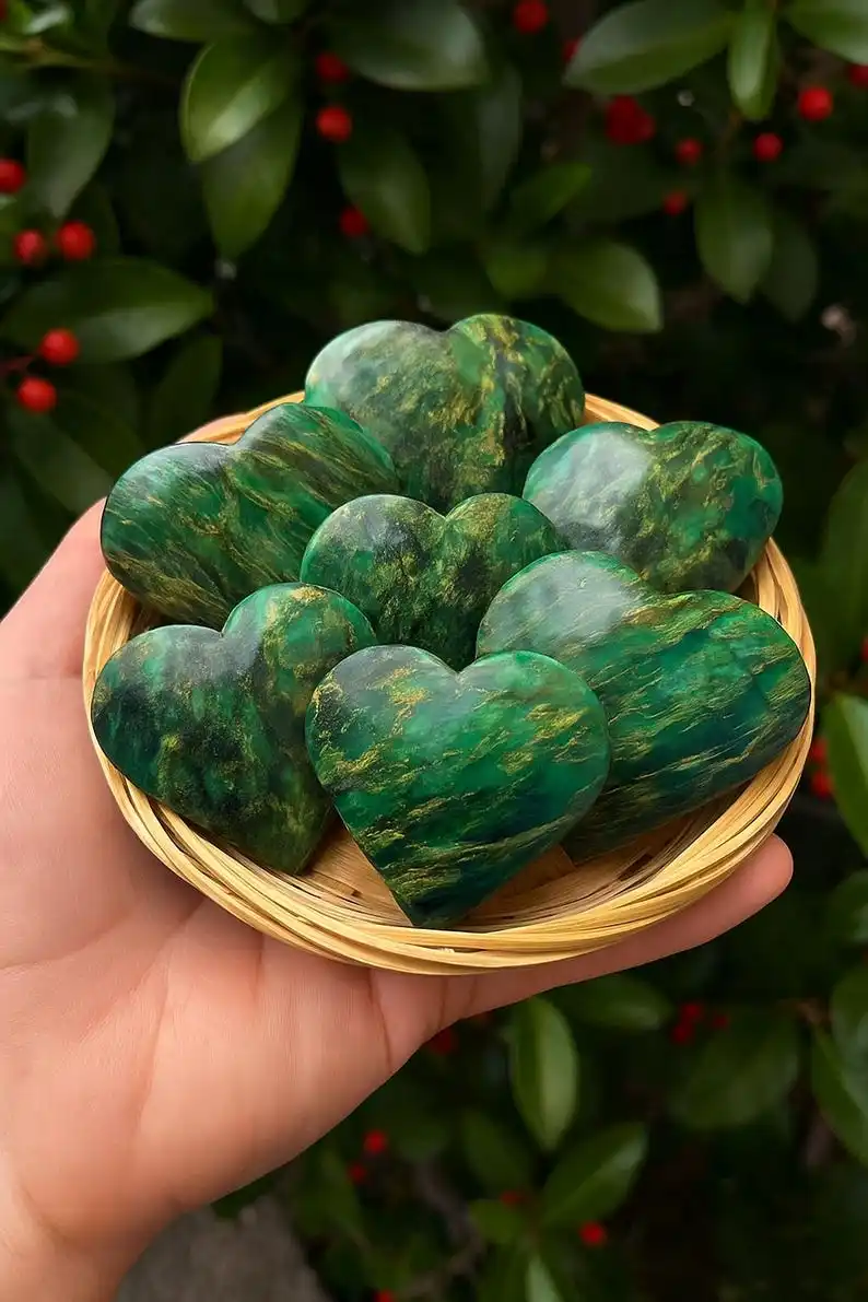 1 قطعة قلوب حجر الزمرد الطبيعي-بلورات جيب الزمرد الأصلية-صخور حجر كريستال الزمرد