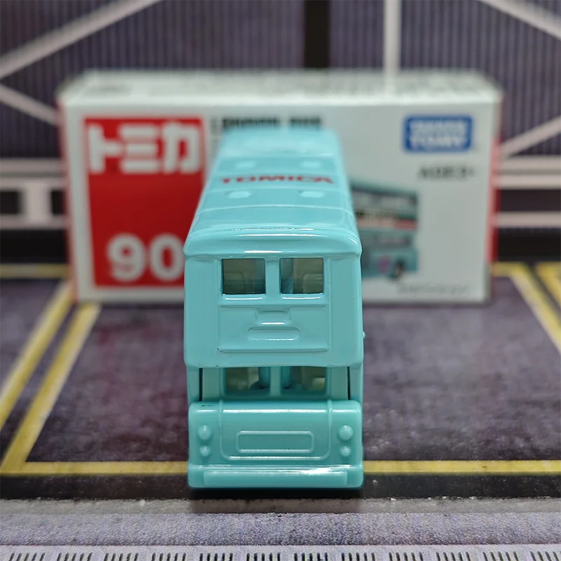 

Takara Tomy Asia Tomica No.90 London Bus 1/64 Scale Diecast Alloy Model Vehicle Collectible Ornament