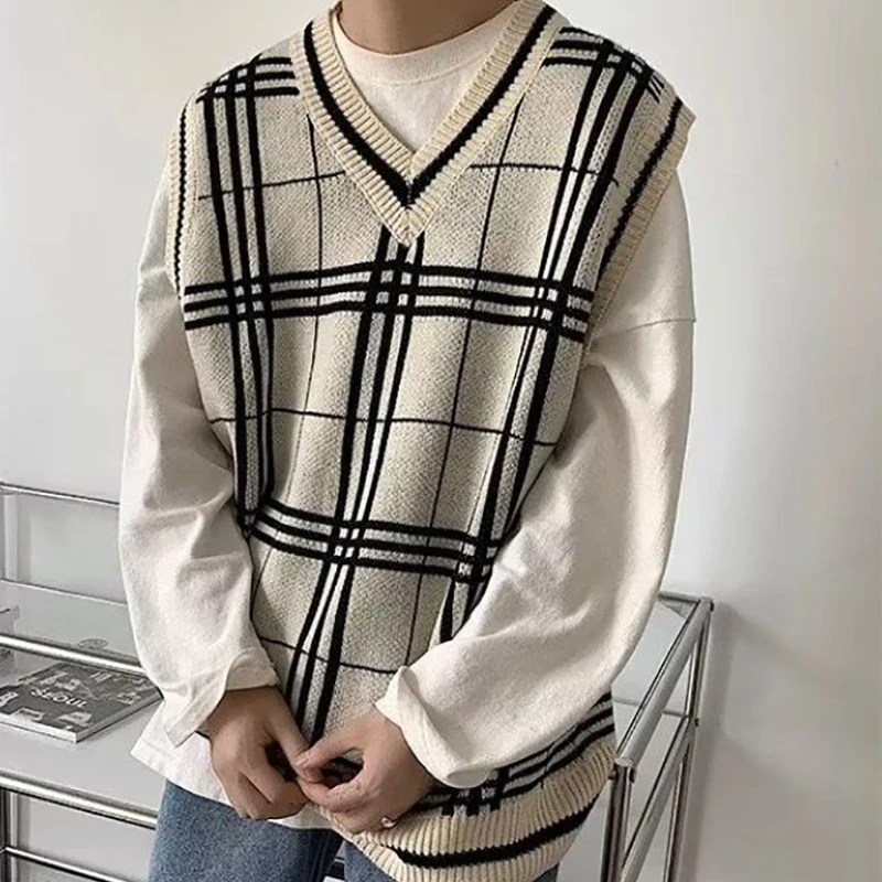 Spring And Autumn Black White Plaid Men V Neck Sweater Vest Preppy Style Fashion Loose Oversized Inside Knitted Tank Daily Wear