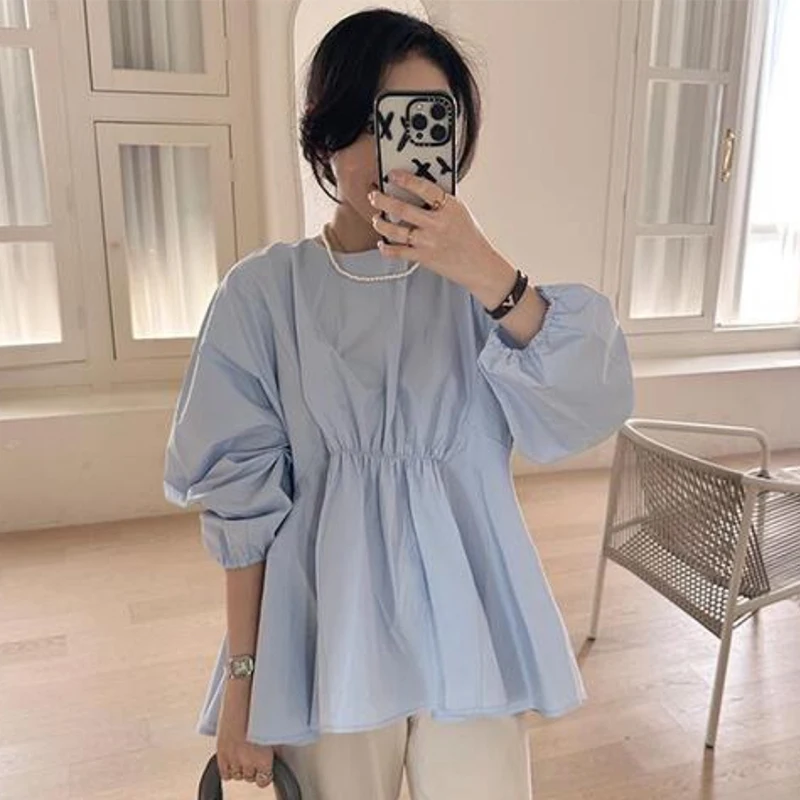 

Стильная весенняя повседневная свободная блузка с круглым вырезом и плиссированным дизайном, с длинными рукавами, однотонная, универсальная, удобная, для повседневной носки.