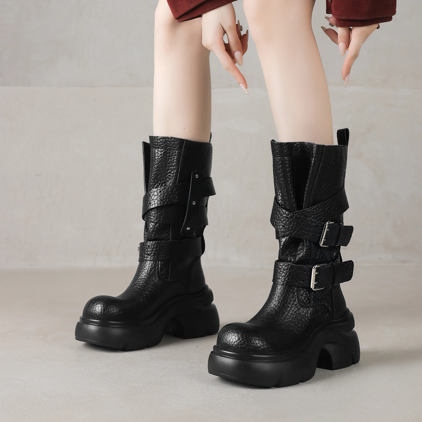 

Genuine Leather Western Cowboy Booties Ankle Boots,Belt buckle Block woman boots,knight boots,Modern boots,Chunky Punk Booties