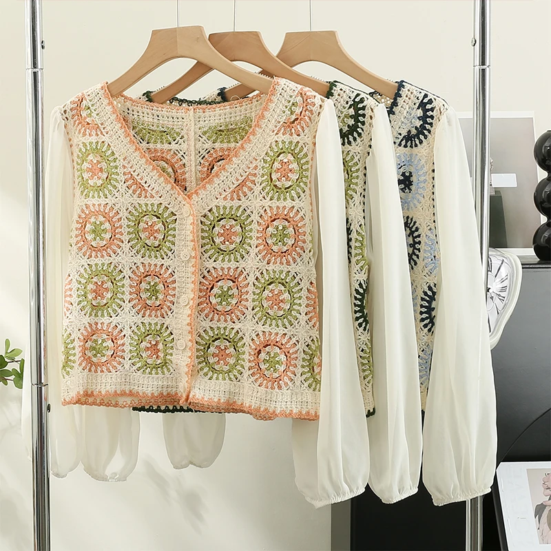 

Boring Honey Chiffon Sleeve Splicing Crochet Fashion Women Blouses V-Neck Retro Hollow Out Women's T-Shirt Single-Breasted Tops