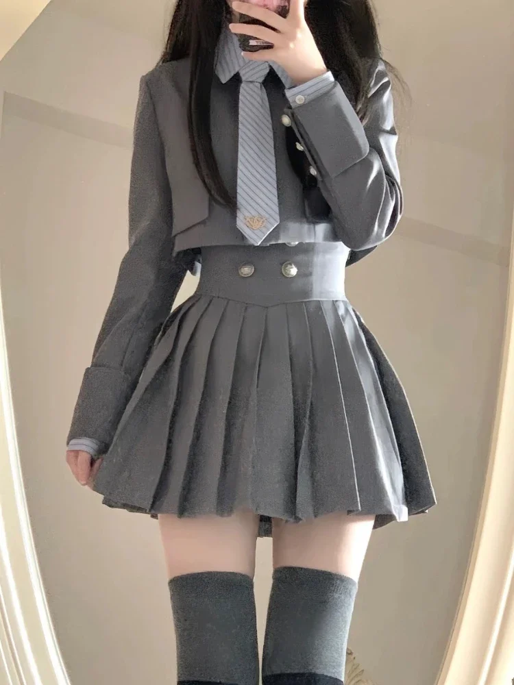 

Винтажный комплект из трех предметов в консервативном стиле, женский корейский лоскутный костюм с юбкой Kawaii, новое модное короткое пальто + плиссированная юбка + полосатая рубашка