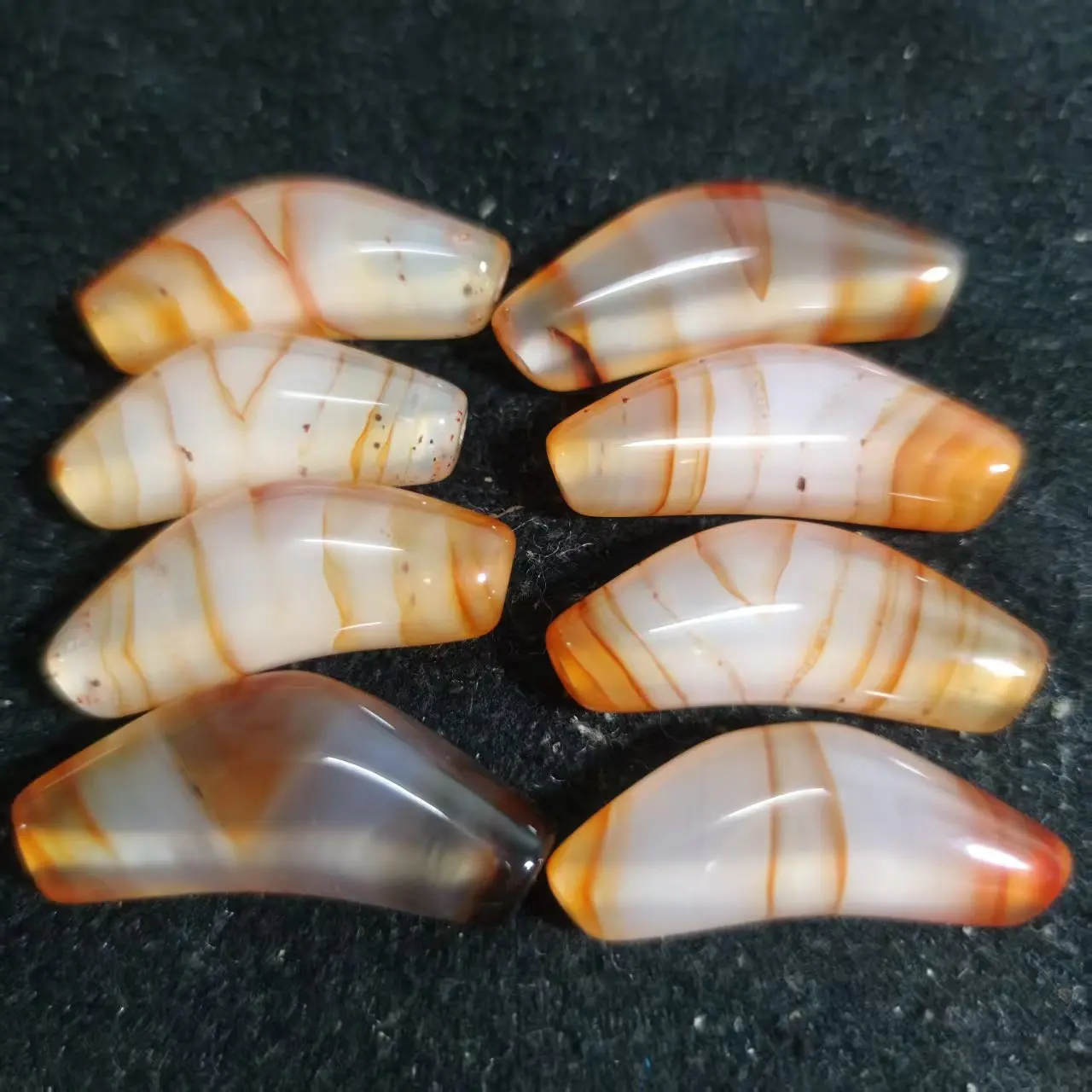 8pcs/lot Ox Horn Unique Magic Power Tibetan Agate dZi Bead with cinnabar inside Amulet High Quality