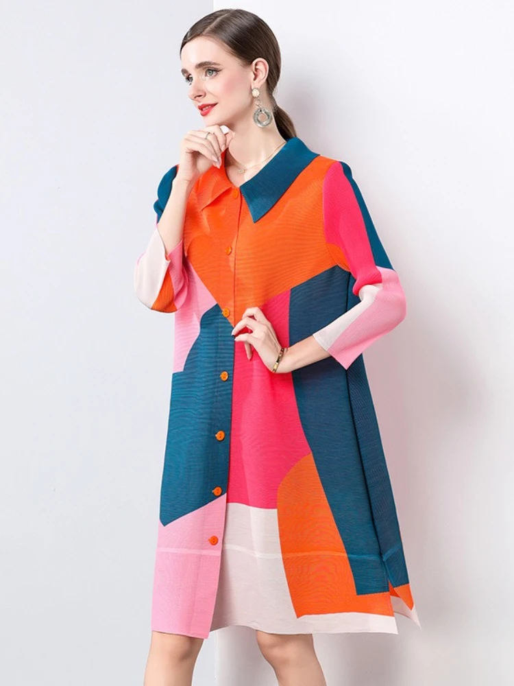 Sukienka Miyake z kontrastowym nadrukiem, plisowana, damska, wiosenno-letnia, luźna, tuszująca brzuch, cienka koszulowa spódnica.